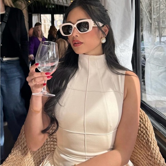 SOLD! - Picture 4 of 6